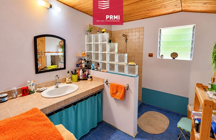 Vente Maison 101m&sup2; 5 pi&egrave;ces Sainte Clotilde