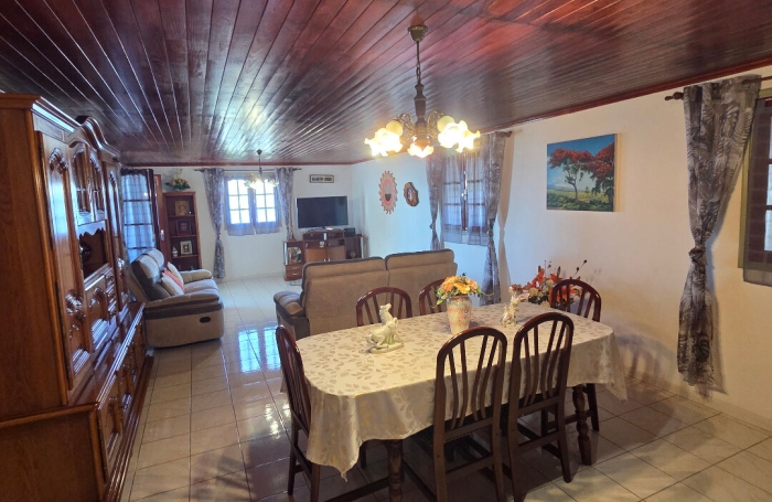 Vente Maison 180m&sup2; 6 pi&egrave;ces Sainte Marie