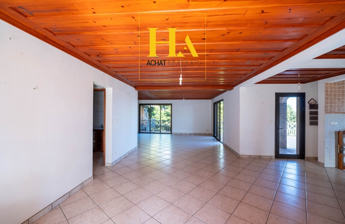 Vente Maison 230m&sup2; 6 pi&egrave;ces La Possession