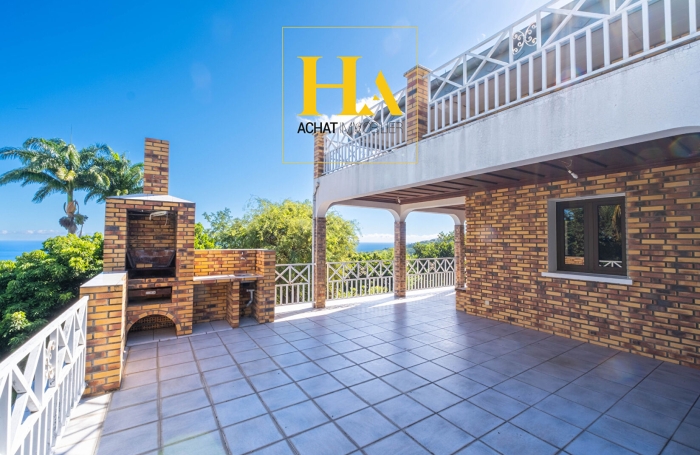 Vente Maison 230m&sup2; 6 pi&egrave;ces La Possession
