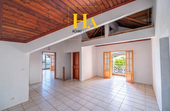 Vente Maison 230m&sup2; 6 pi&egrave;ces La Possession