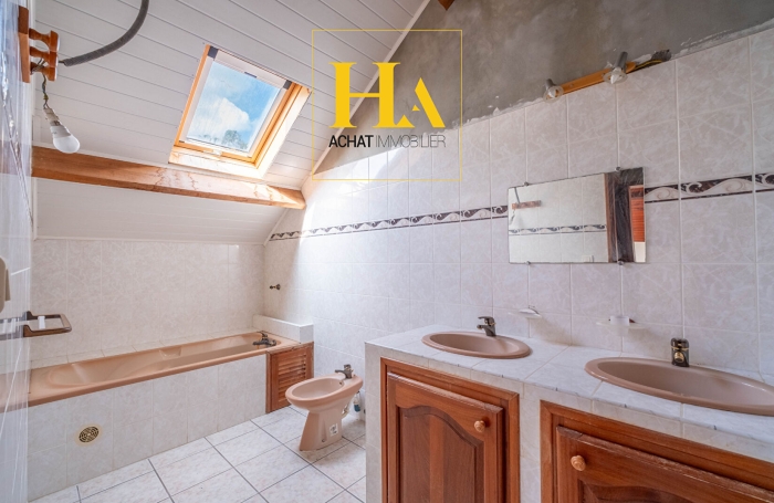 Vente Maison 230m&sup2; 6 pi&egrave;ces La Possession