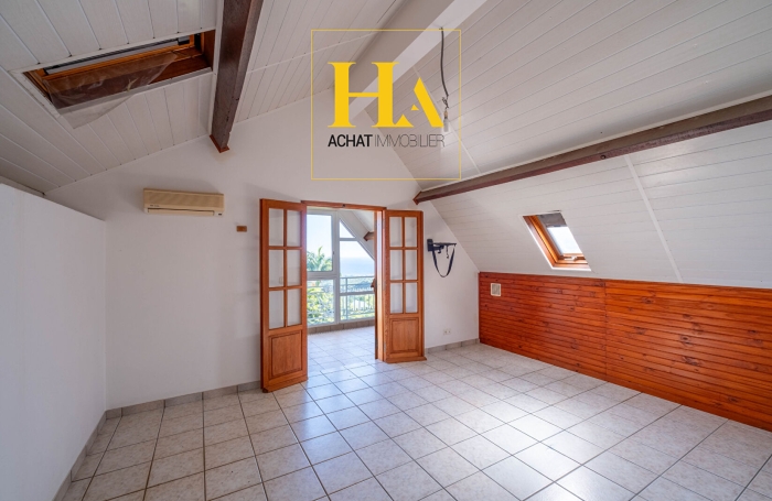 Vente Maison 230m&sup2; 6 pi&egrave;ces La Possession