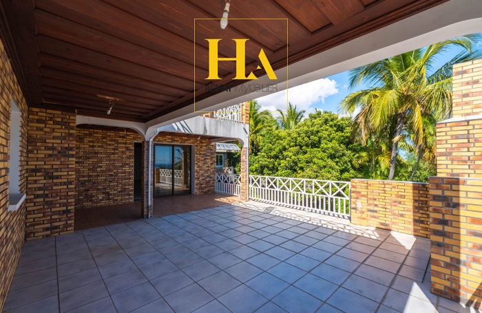 Vente Maison 230m&sup2; 6 pi&egrave;ces La Possession