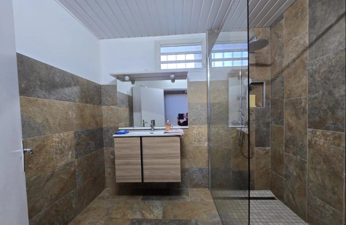 Location Maison 160m&sup2; 7 pièces Ravine des Cabris