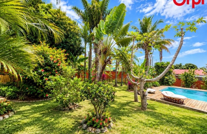 Vente Maison 217m&sup2; 5 pièces Saint Gilles Les Hauts