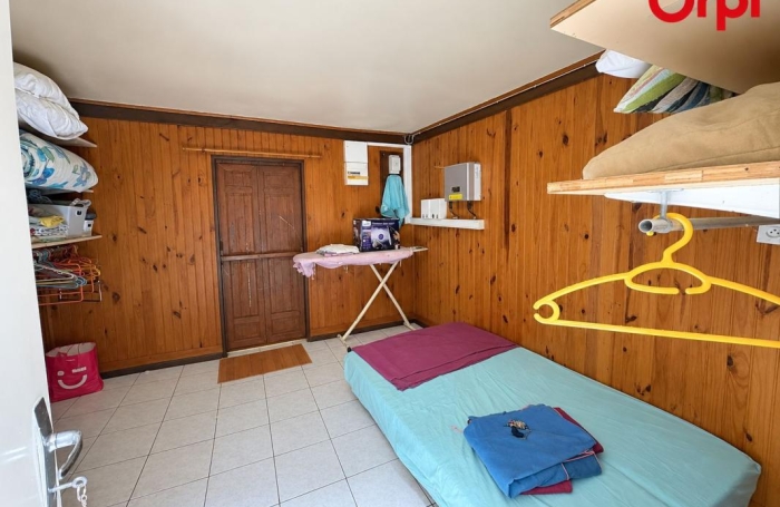 Vente Maison 217m&sup2; 5 pièces Saint Gilles Les Hauts