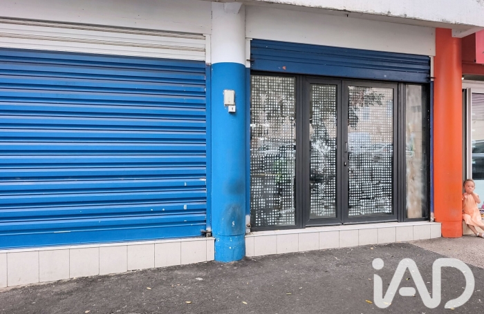 Vente Local commercial 71m&sup2; Saint Denis