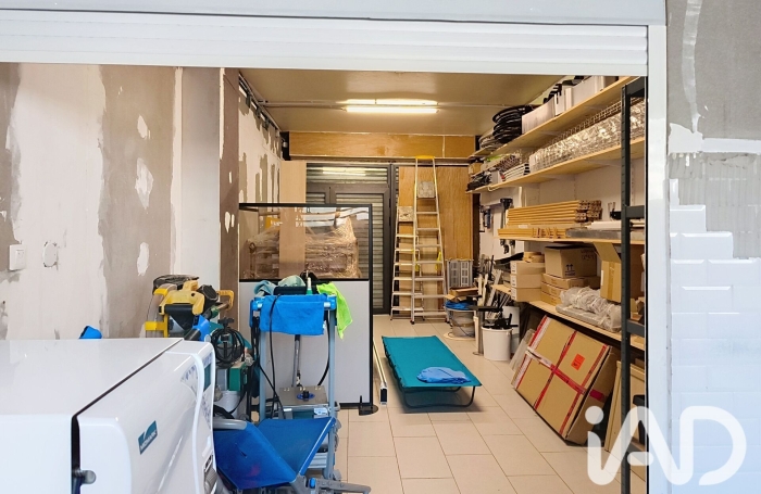 Vente Local commercial 71m&sup2; Saint Denis