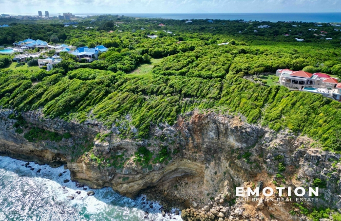 Terrain à construire 10 088m2 - Terres Basses à Saint-Martin 97150