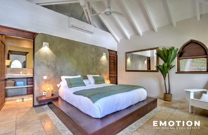 Hôtel-Restaurant 798 m2 + terrasses couvertes