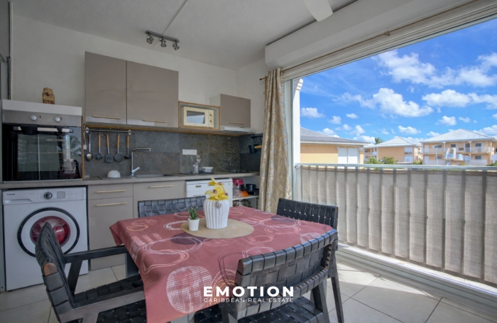 Studio r&eacute;am&eacute;nag&eacute; en T2 - Baie Nettl&eacute; Flamboyant